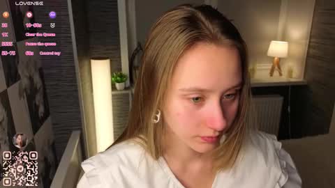 Snapshot of evas_soul chatting on November 30, 2025, 7:29 pm Eva online show from November 30, 2025, 7:29 pm