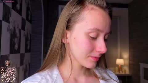 Snapshot of evas_soul chatting on December 17, 2025, 7:09 pm Eva online show from December 17, 2025, 7:09 pm