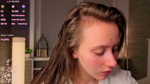 Snapshot of evas_soul chatting on December 18, 2025, 7:20 pm Eva online show from December 18, 2025, 7:20 pm