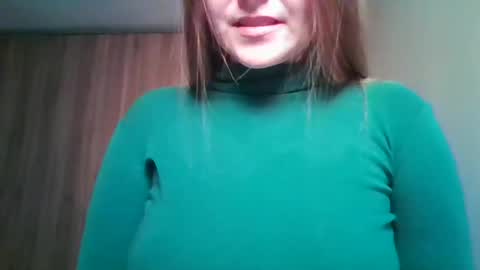 evasapples2026 online show from May 19, 2026, 8:26 pm