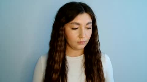 EvaSin online show from June 13, 2026, 5:22 pm