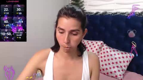 Snapshot of evawilliams_ chatting on December 14, 2024, 2:45 am Eva online show from December 14, 2024, 2:45 am