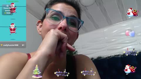 Snapshot of evawilliams_ chatting on December 19, 2024, 1:07 am Eva online show from December 19, 2024, 1:07 am