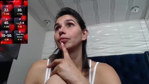 Snapshot of evawilliams_ chatting on January 27, 2025, 9:22 pm Eva online show from January 27, 2025, 9:22 pm