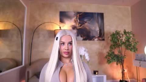 Eva online show from March 22, 2026, 9:51 pm