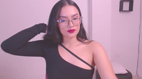 Eve Rox18 online show from November 8, 2025, 12:00 am