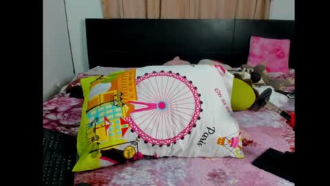 evecathalina1 online show from April 19, 2026, 1:05 am