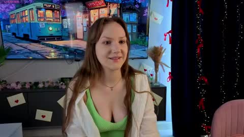 evegreenlee online show from May 23, 2026, 6:18 am