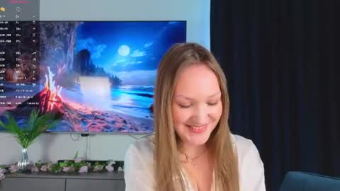 evegreenlee online show from June 12, 2026, 7:07 am