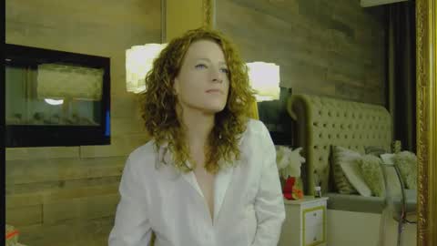 EveHamilton online show from December 6, 2024, 2:35 am