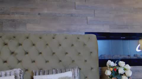 EveHamilton online show from February 26, 2025, 10:53 pm