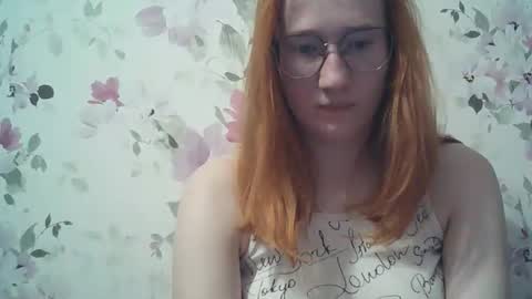 Snapshot of eveliina_shy chatting on April 9, 2026, 4:23 pm Evelina online show from April 9, 2026, 4:23 pm
