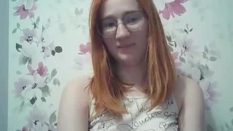 Snapshot of eveliina_shy chatting on April 10, 2026, 4:01 pm Evelina online show from April 10, 2026, 4:01 pm