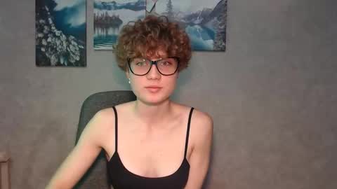 Snapshot of evelilyq chatting on April 3, 2026, 6:39 pm Eve online show from April 3, 2026, 6:39 pm