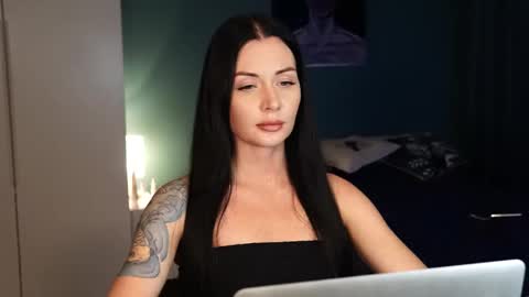 your Love online show from October 21, 2025, 9:48 pm