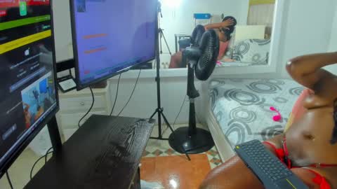 DAYANITA online show from February 10, 2025, 10:09 pm