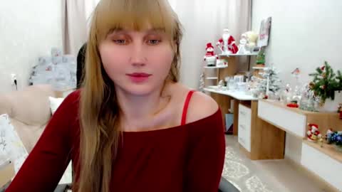 evelove online show from December 19, 2025, 4:36 pm