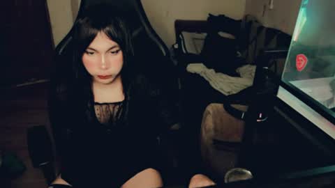 Snapshot of evelyn420521 chatting on July 15, 2026, 2:33 pm evelyn420521 online show from July 15, 2026, 2:33 pm