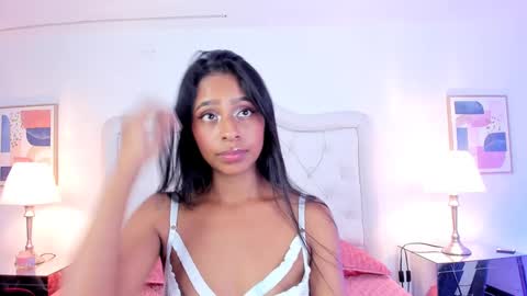 evelyn ebony online show from December 7, 2024, 3:58 am