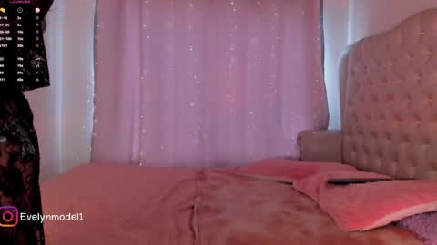 evelyn evelyn online show from January 11, 2025, 5:51 pm