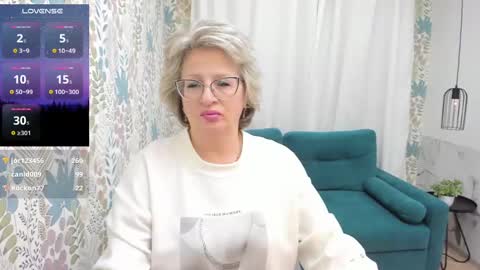 Evelyn online show from March 10, 2025, 11:32 am