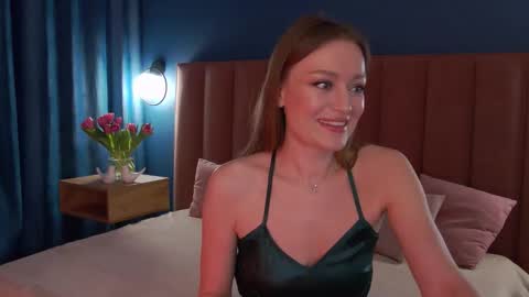 Evelyn online show from March 9, 2026, 2:26 am