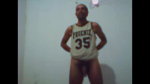 Snapshot of everaldosantos chatting on March 26, 2026, 2:17 am everaldosantos online show from March 26, 2026, 2:17 am