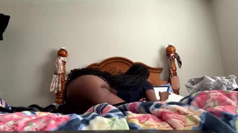 everlasttay online show from March 3, 2025, 3:42 pm