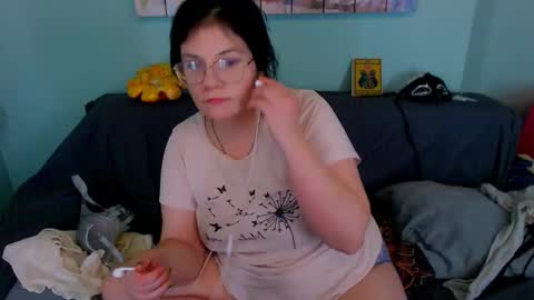 Everly online show from March 8, 2026, 6:34 pm