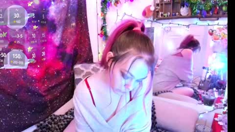 Evie online show from December 30, 2024, 6:09 am