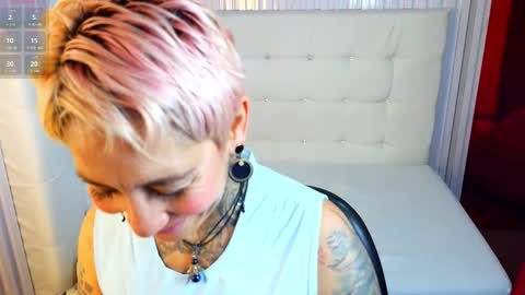 everlyn_sexx online show from March 24, 2026, 1:38 pm