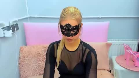 Eve online show from September 18, 2025, 3:14 pm