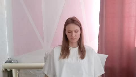 Aurora online show from April 22, 2026, 5:10 am