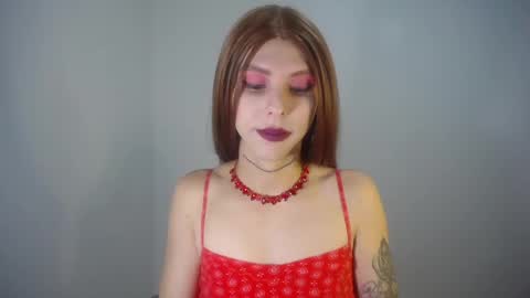 Snapshot of evi_kitty chatting on February 4, 2025, 9:20 pm Evi online show from February 4, 2025, 9:20 pm