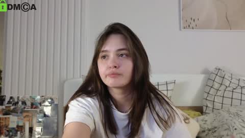 evi_woow online show from December 30, 2024, 11:06 pm