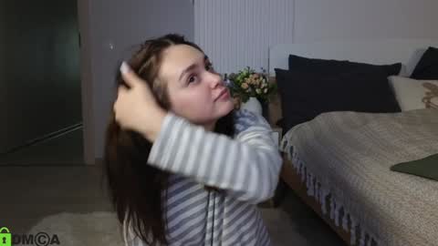 evi_woow online show from January 29, 2025, 8:25 pm