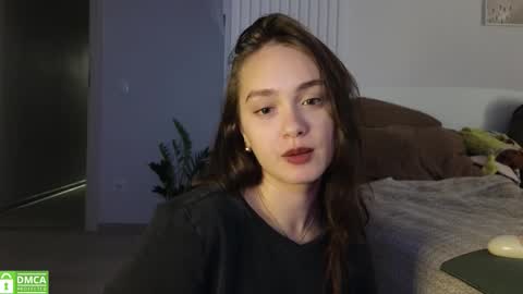 evi_woow online show from October 9, 2025, 1:03 am