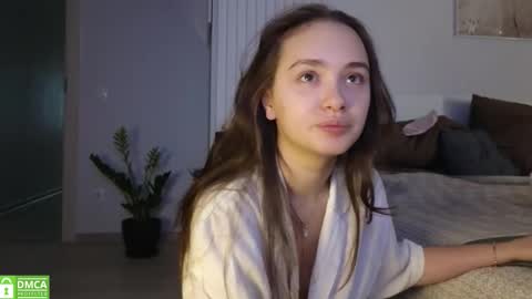 evi_woow online show from October 24, 2025, 1:24 am