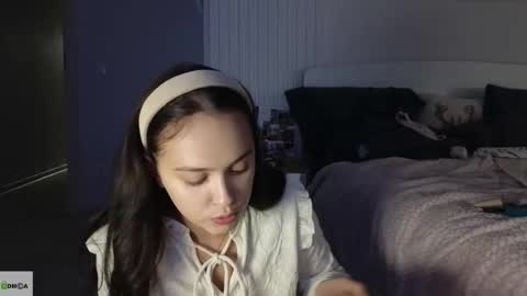 evi_woow online show from February 7, 2026, 9:40 pm