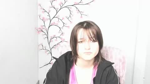 Evie online show from February 15, 2026, 8:02 am