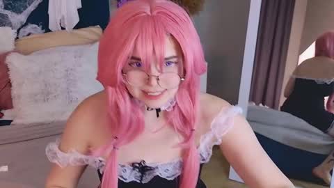 Snapshot of evie_val chatting on October 30, 2025, 7:14 pm evie_val online show from October 30, 2025, 7:14 pm