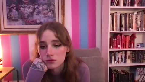 Evie3 online show from September 12, 2025, 1:38 am