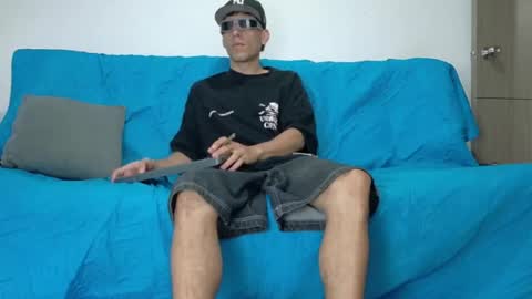 evil_boss1 online show from June 23, 2026, 5:27 am