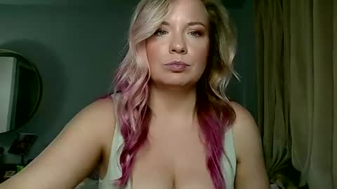 evilkitty_23 online show from July 4, 2026, 8:15 pm