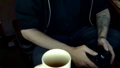 Snapshot of evilshadow41 chatting on January 28, 2025, 1:08 am Shadow online show from January 28, 2025, 1:08 am