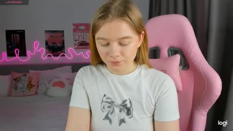 Eva online show from February 22, 2026, 3:18 am