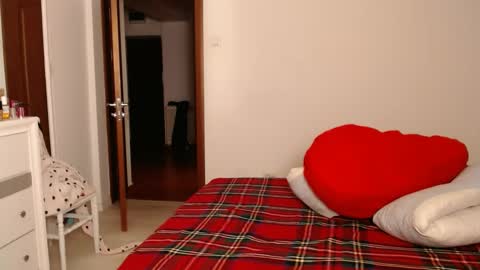 Snapshot of evolett chatting on February 18, 2025, 5:20 am ONLYFANS There are legends that in this room all your wishes can come true Private is Open online show from February 18, 2025, 5:20 am