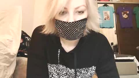 Catwoman online show from February 9, 2026, 11:09 pm