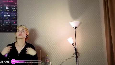 excited kristi online show from October 30, 2025, 7:10 am