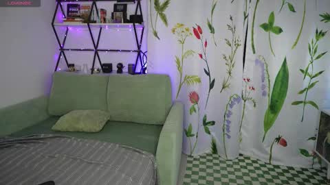 Snapshot of exe_cutie chatting on September 8, 2025, 10:31 pm Mary online show from September 8, 2025, 10:31 pm